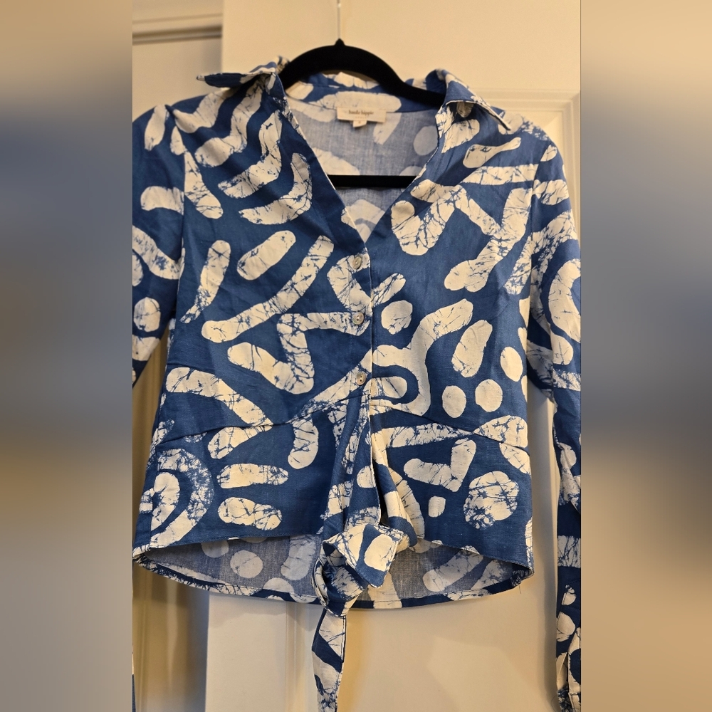 Haute Hippie Blue and White Abstract Long Sleeve Top - Picture 2 of 7